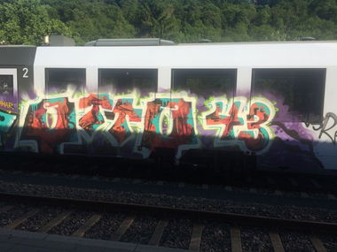 Graffiti Train - Photo by Skirmos - Mainz, Otto43, dns (2017)