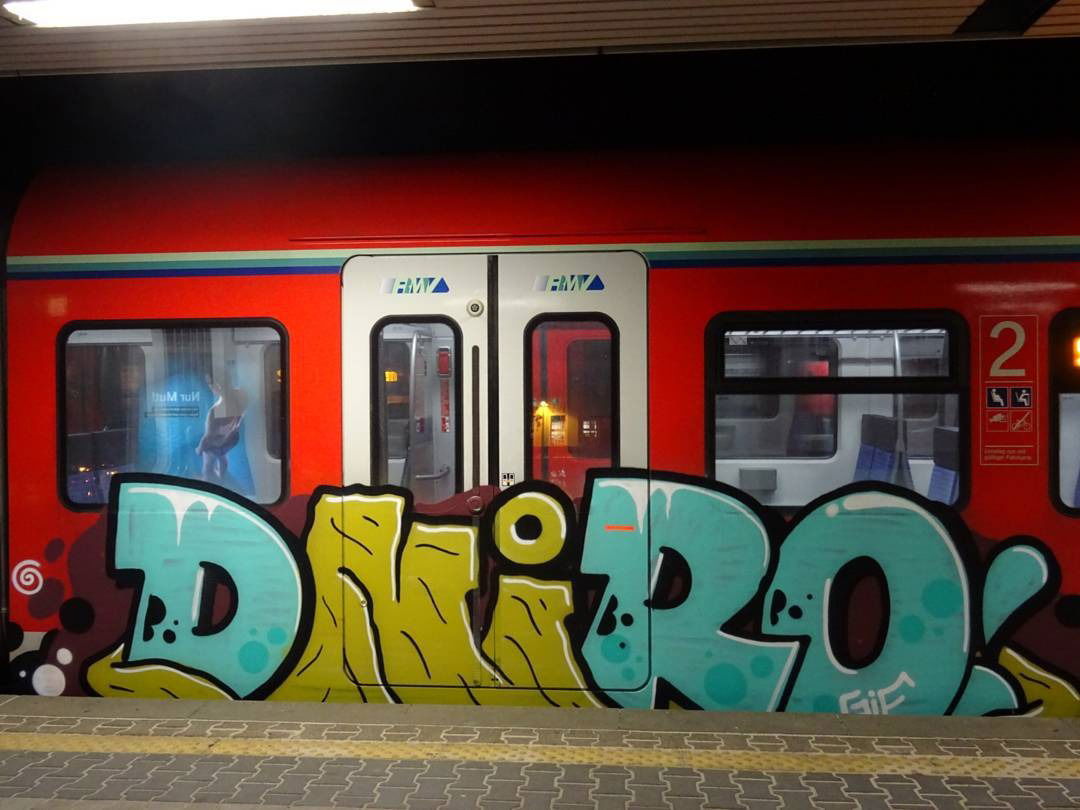 Graffiti Train - Photo by Skirmos (2016)