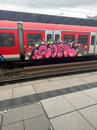 Graffiti Train - Photo by Skirmos (2024)