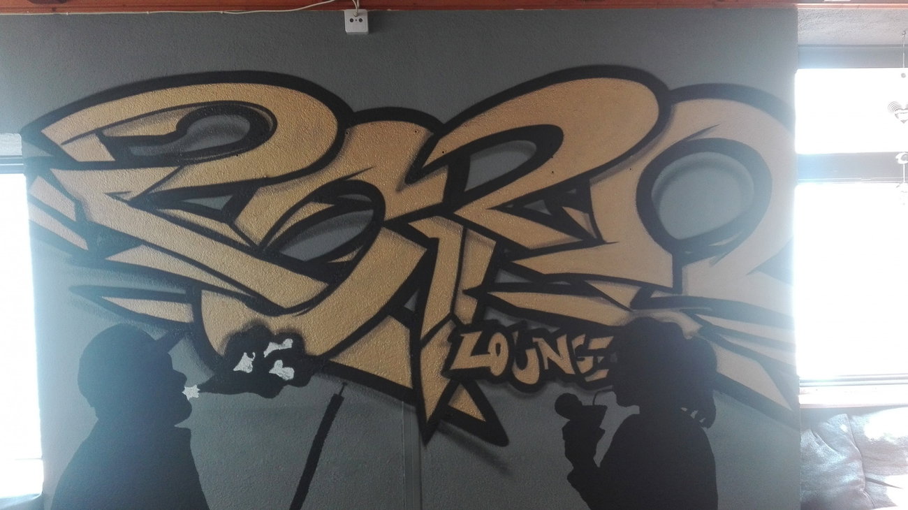 Graffiti Wall - Photo by Skirmos - Poro, Lounge, Nipl145 (2017)