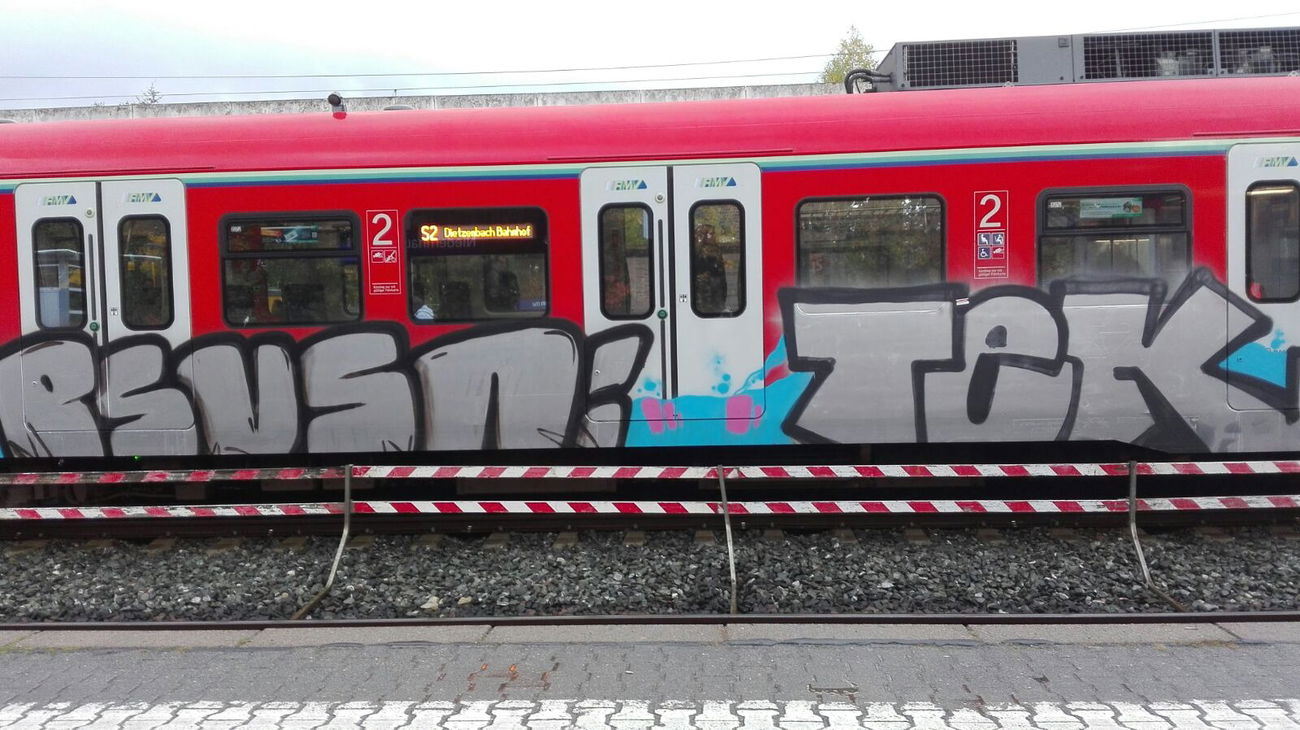 Graffiti Train - Photo by Skirmos (2016)