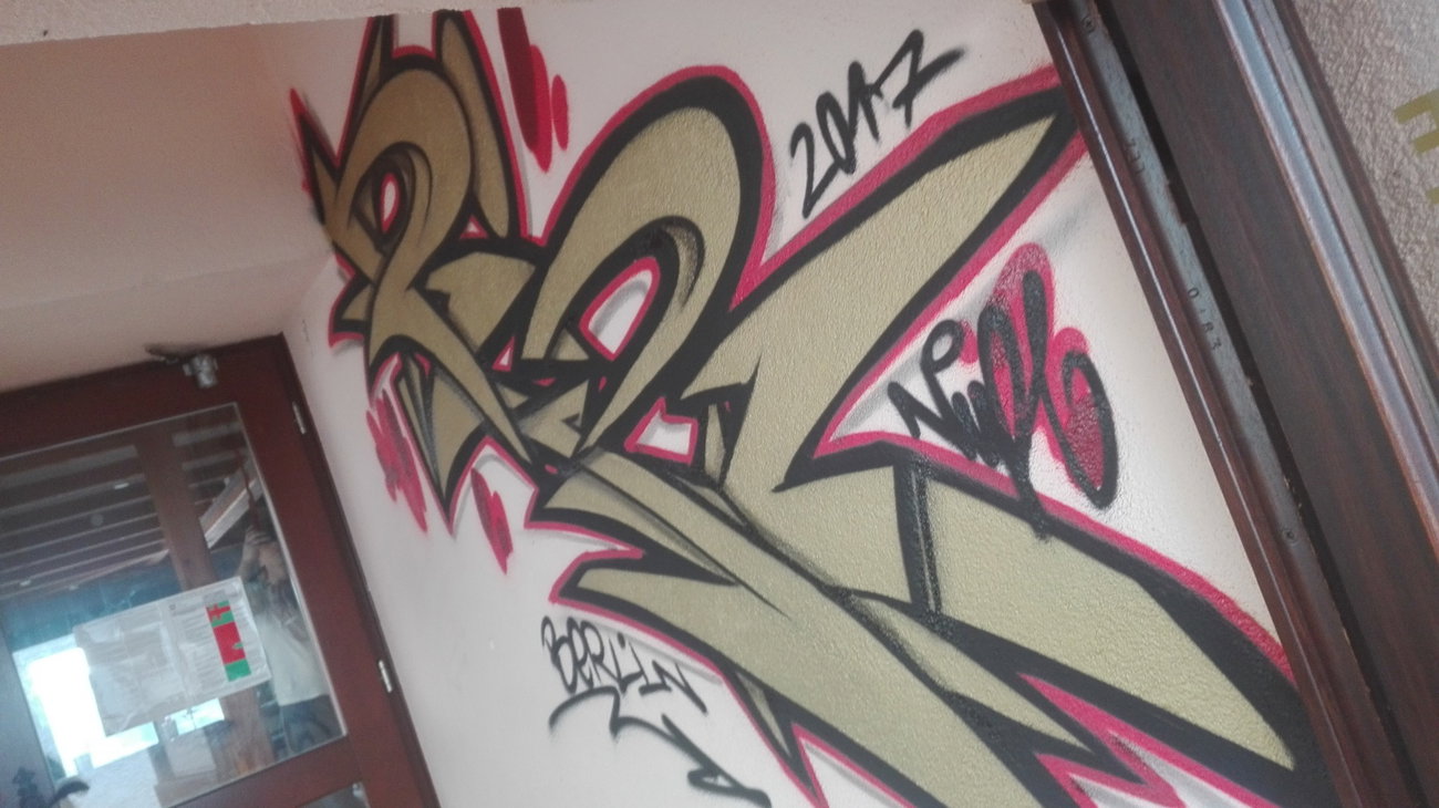 Graffiti Wall - Photo by Skirmos - nipl145 (2017)