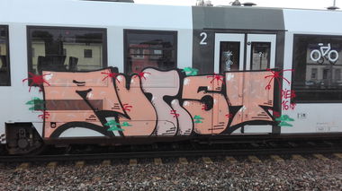 Graffiti Train - Photo by Skirmos - Autist, vlexx, 2016 (2016)