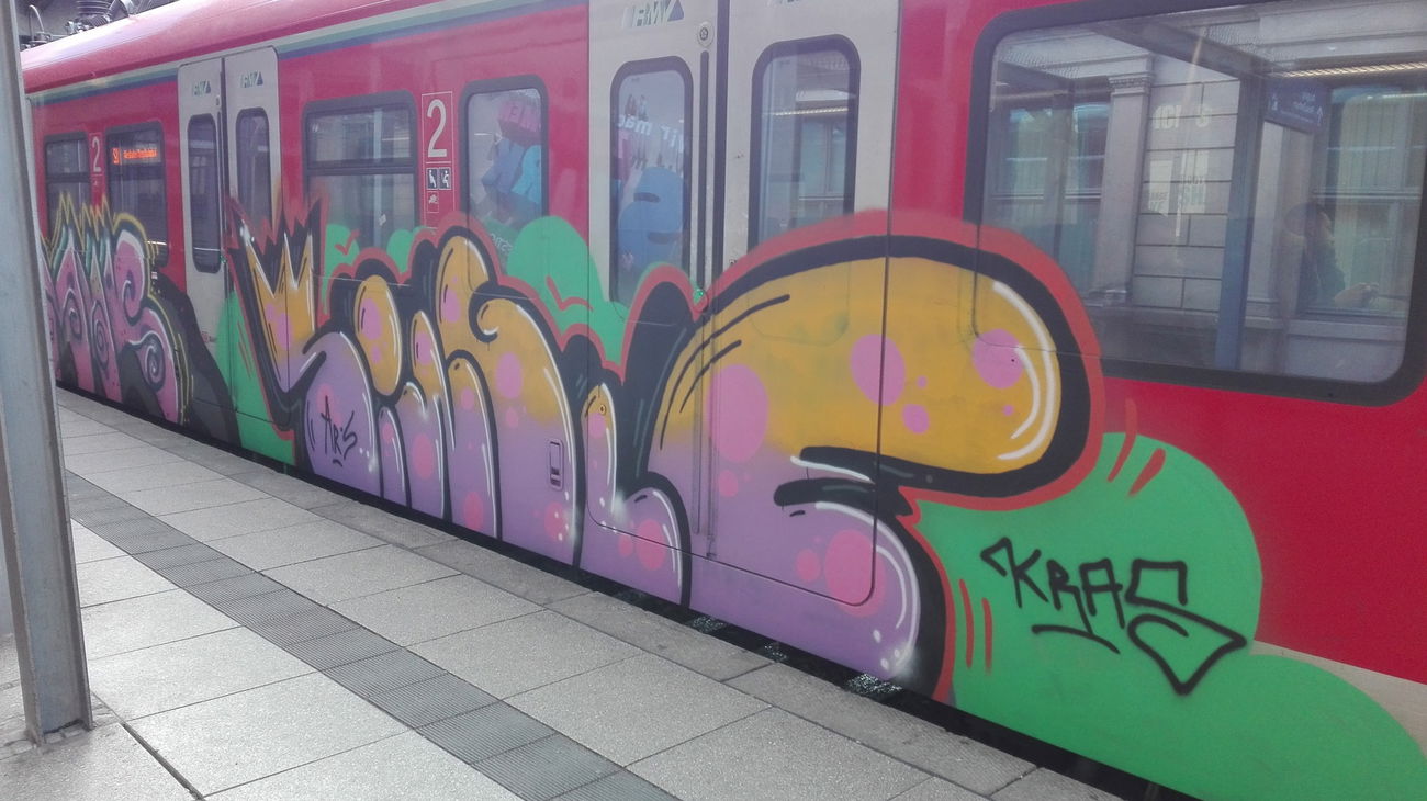 Graffiti Train - Photo by Skirmos - Mainz, Single (2017)