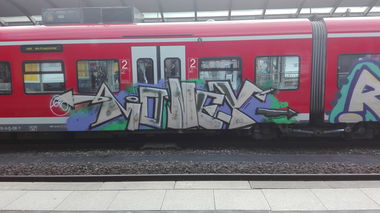 Graffiti Train - Photo by Skirmos - Money, Mainz (2016)