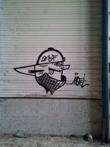 Graffiti Wall - Photo by Skirmos