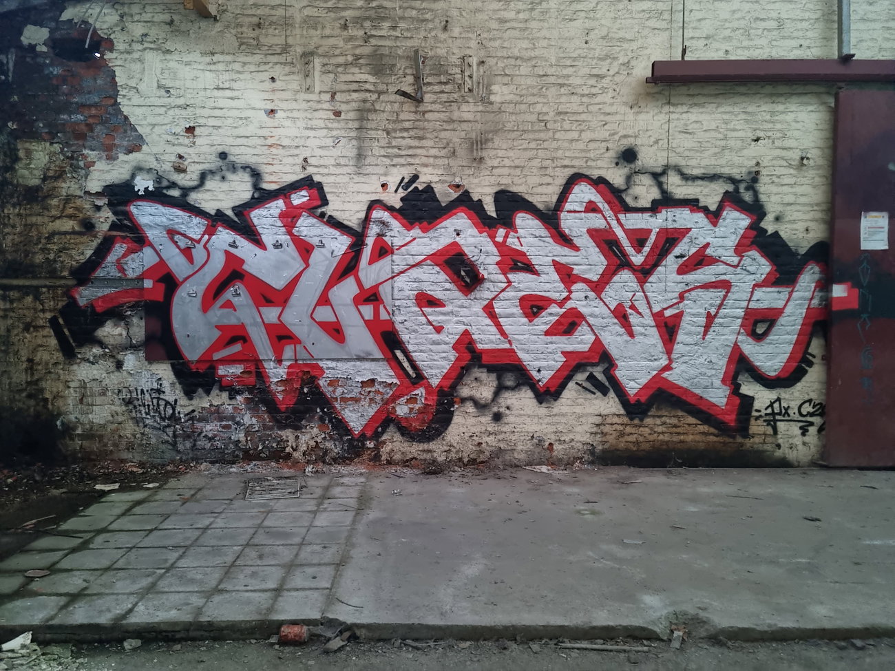 Graffiti Wall - Photo by Skirmos