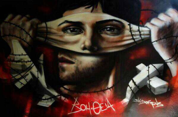 Graffiti Wall in Kalamata - Photo by Skitsofrenis - mask, abstract