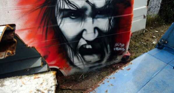 Graffiti Wall in Kalamata - Photo by Skitsofrenis - bus, demon, metal (2012)