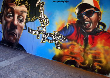 Graffiti Wall in Kalamata - Photo by Skitsofrenis - d.j, music, hip (2013)