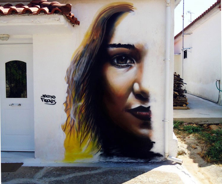 Graffiti Wall - Photo by Skitsofrenis - girl, half (2013)