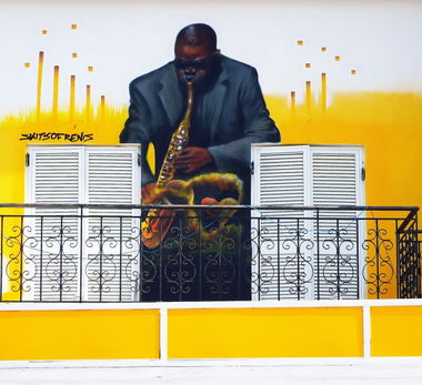 Graffiti Wall in Greece - Photo by Skitsofrenis - saxophone, music