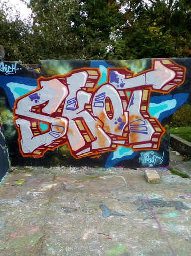 Graffiti Wall in London - Photo by SkoTerror (2017)