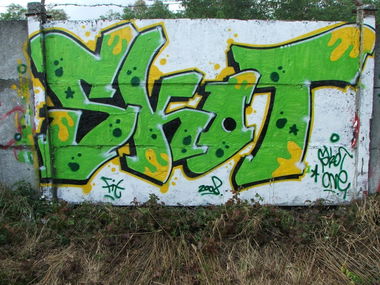 Graffiti Wall - Photo by SkoTerror (2008)