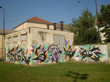 Graffiti Wall - Photo by Skoc