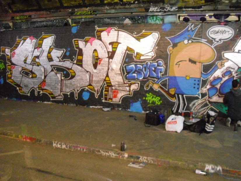 Graffiti Wall in London - Photo by Skot_terror (2013)