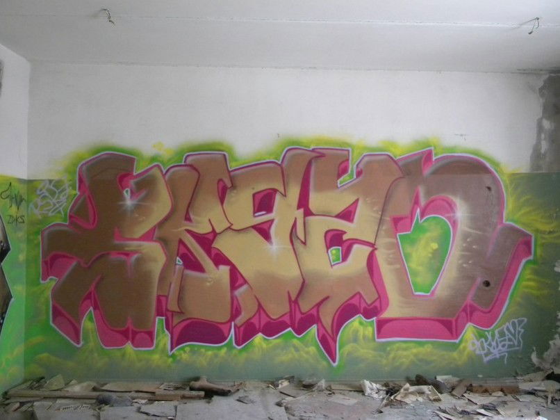 Graffiti Wall in Volkhov - Photo by Skyzorskz - graffiti, art, bombing (2013)