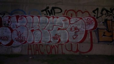 Graffiti Bombing in Volkhov - Photo by Skyzorskz - graffiti, bombing, writing (2013)