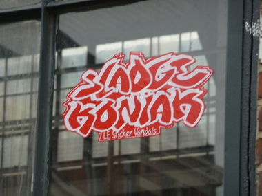 Graffiti Street Art - Photo by Sladge