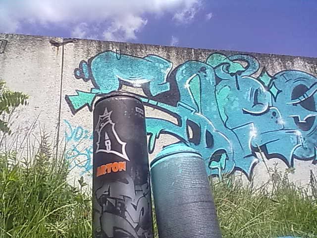 Graffiti Artwork - Photo by Sleoone
