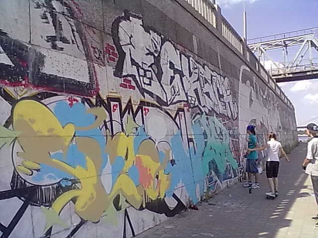 Graffiti Wall - Photo by Sleoone - Sleo