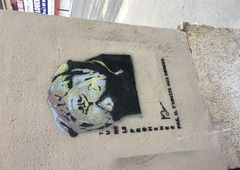 Graffiti Street Art in Paris - Photo by SmartsDunce - Dog (2020)