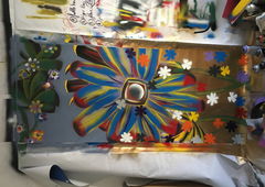 Graffiti Wall in Paris - Photo by SmartsDunce - Flower (2019)