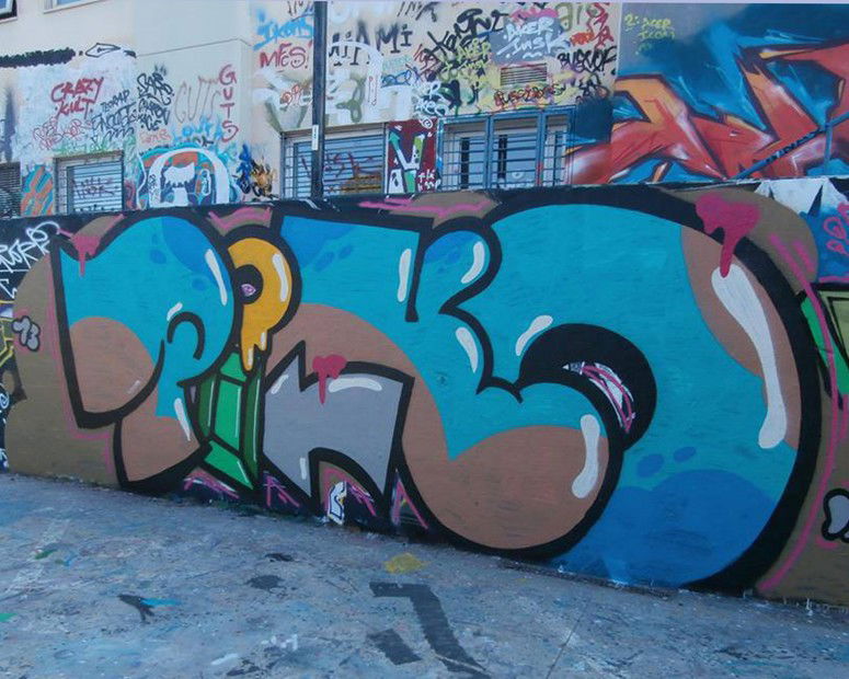 Graffiti Wall in Zografou - Photo by Smilish