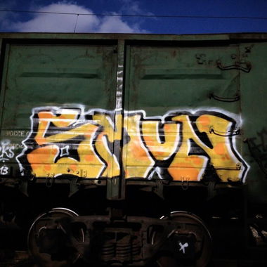 Graffiti Train - Photo by Smuner - smuner (2013)