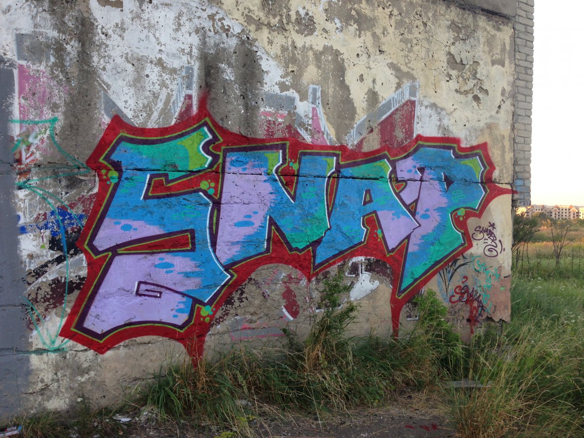 Graffiti Wall - Photo by Snaper - snap, snaper (2013)
