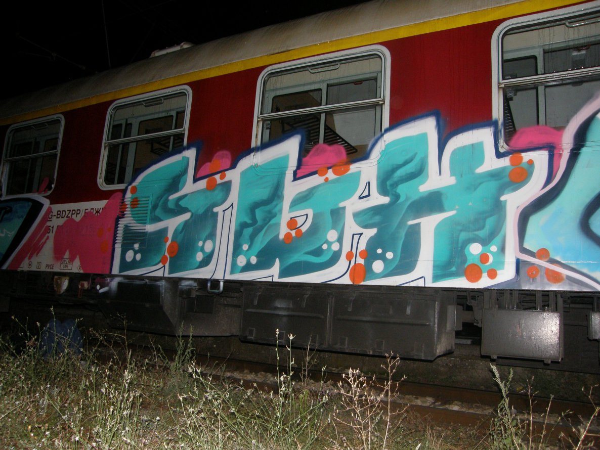 Graffiti Train - Photo by Snukar
