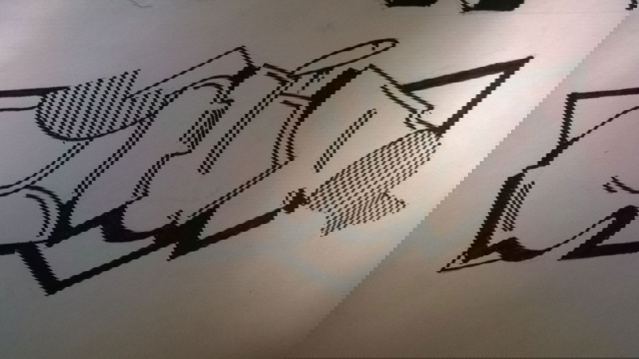 Graffiti Sketch - Photo by Snur (2015)