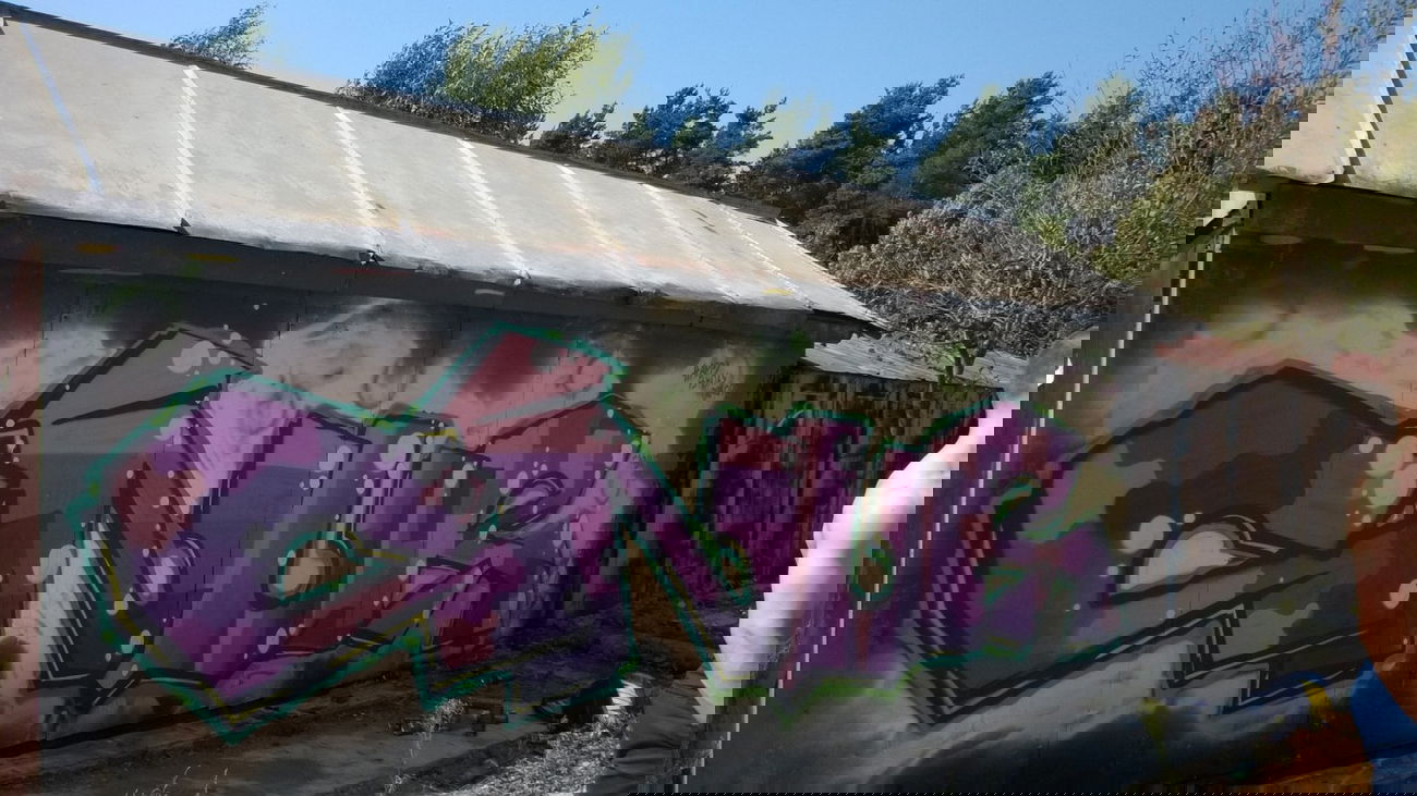 Graffiti Wall - Photo by Snur (2014)