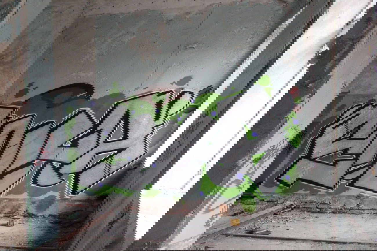 Graffiti Wall - Photo by Snur (2015)