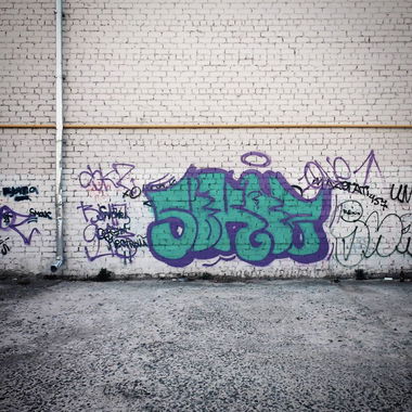 Graffiti Bombing in Белгород - Photo by Sokoz - sokoz, vng913 (2015)