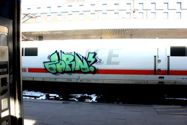 Graffiti Train - Photo by Sondaarschuleee