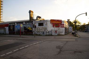 Graffiti Bombing - Photo by Sondaarschuleee