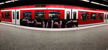 Graffiti Train - Photo by Sondaarschuleee