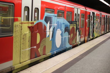 Graffiti Train - Photo by Sondaarschuleee - rache, dsf