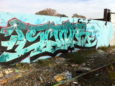 Graffiti Wall - Photo by SoneR - soner, isk (2013)