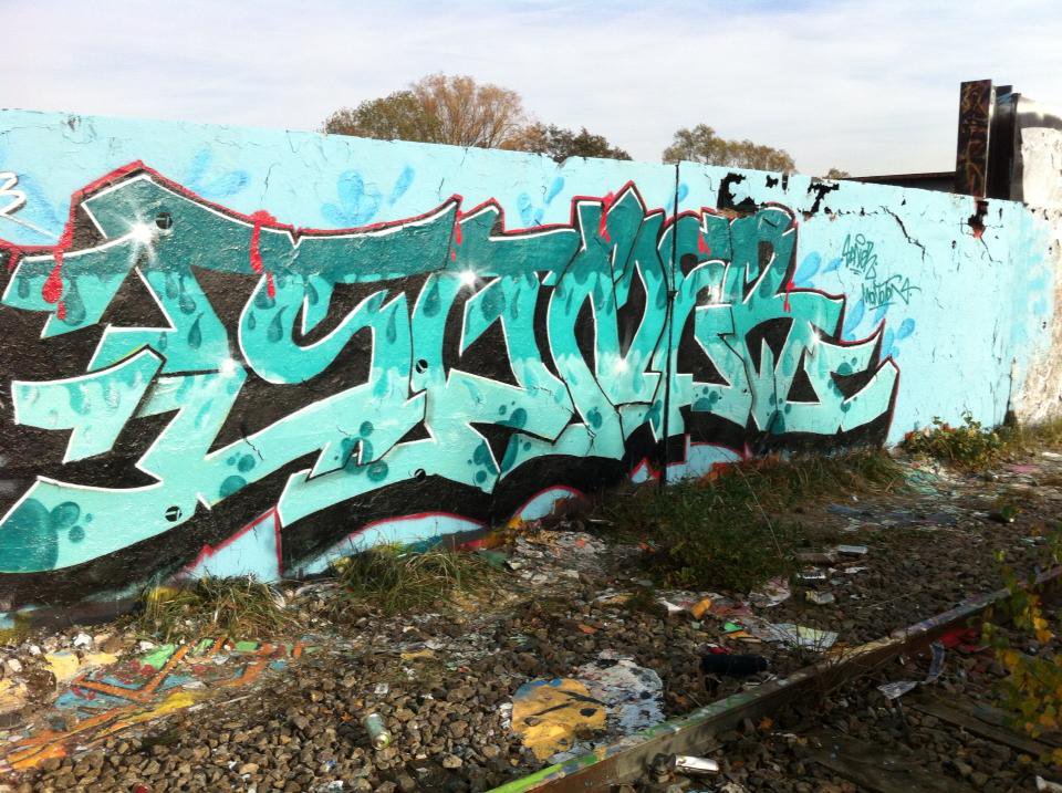 Graffiti Wall - Photo by SoneR - soner, isk (2013)