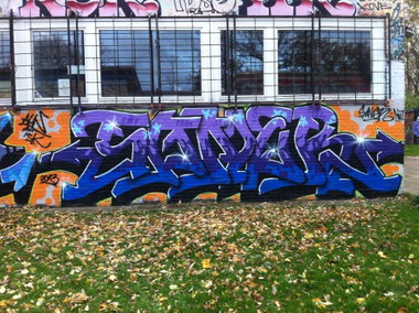 Graffiti Wall - Photo by SoneR - soner (2013)