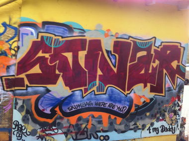 Graffiti Wall - Photo by SoneR - soner, sonar (2013)