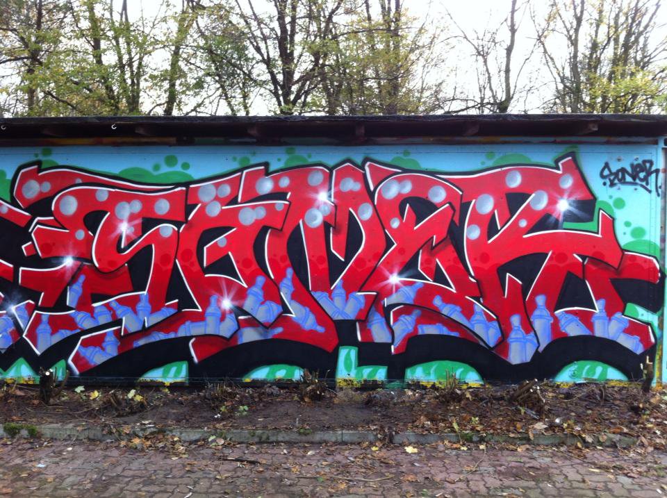 Graffiti Wall - Photo by SoneR - soner (2013)