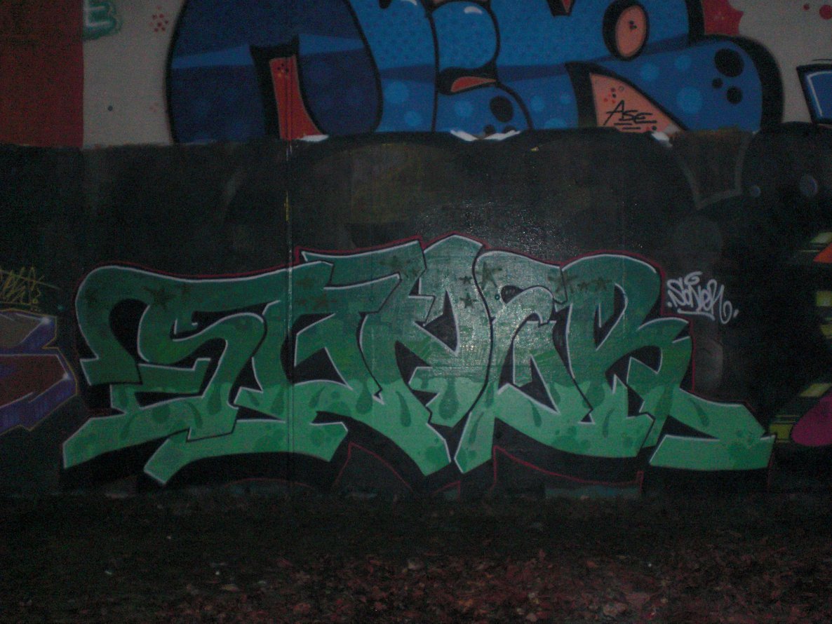 Graffiti Wall - Photo by SoneR - soner (2014)