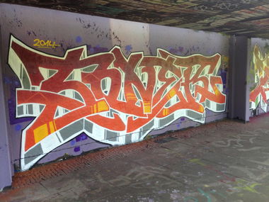 Graffiti Wall - Photo by SoneR - soner, isk (2014)