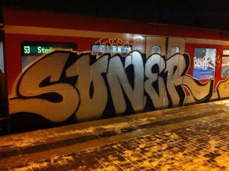 Graffiti Train - Photo by SoneR - SONER, ISK, HAMBURG (2013)