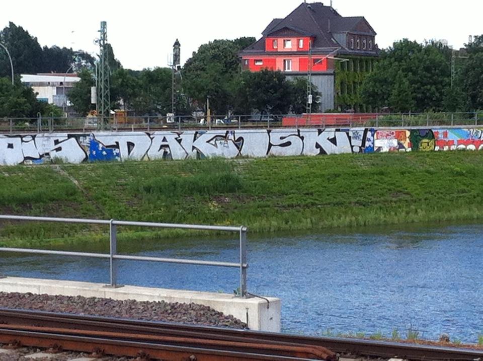 Graffiti Bombing in Hamburg - Photo by SoneR - ISK, SONER, INOR (2014)