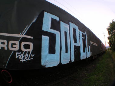 Graffiti Train - Photo by Sopelier