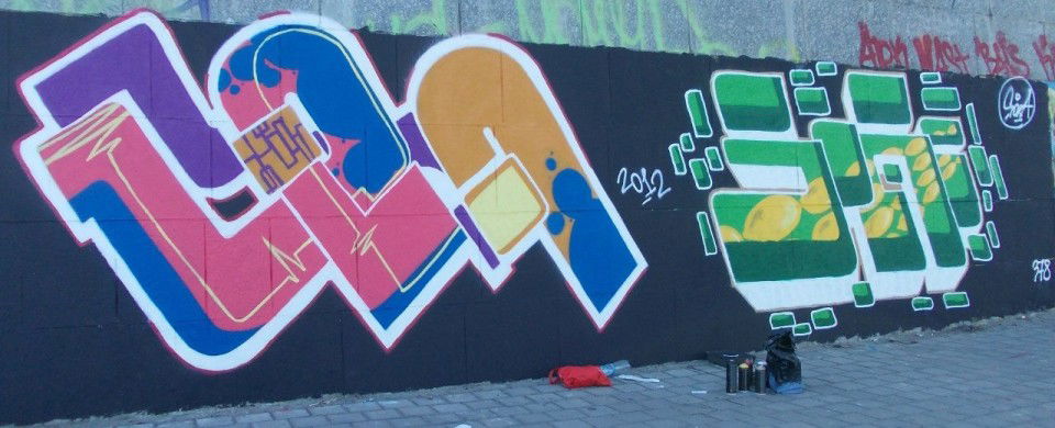 Graffiti Wall in Kyiv - Photo by Sora - sora, jef (2012)